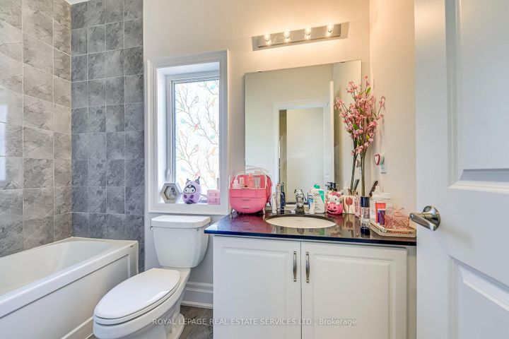 Photo 29 at 1367 Pelican Passage, JM Joshua Meadows, Oakville