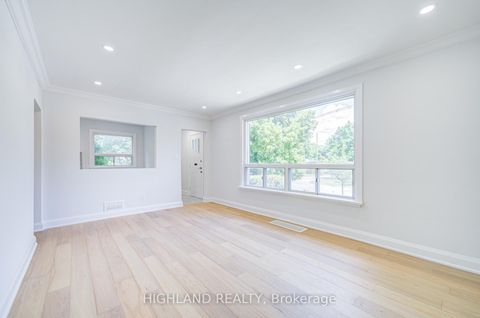 Photo 4 at 38 Esmond Crescent, Old Rexdale, Toronto