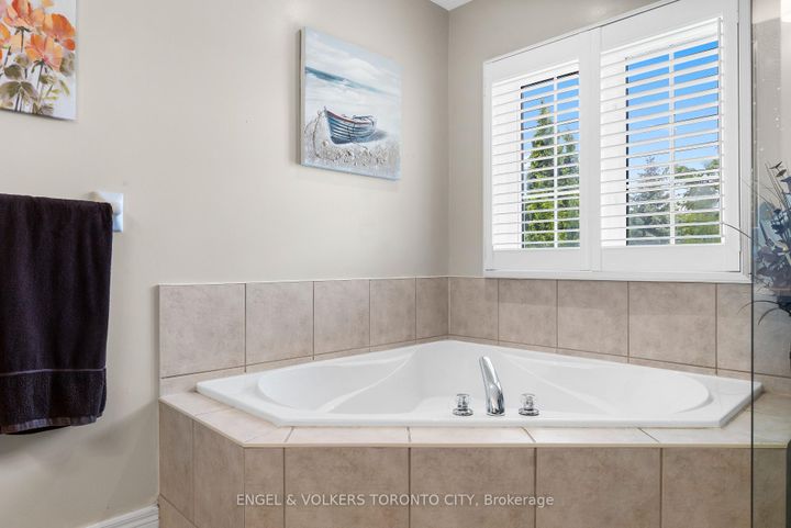 Photo 29 at 1510 Samuelson Circle, Meadowvale Village, Mississauga