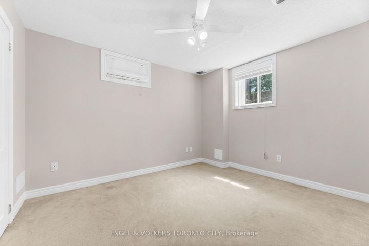 Photo 39 at 1510 Samuelson Circle, Meadowvale Village, Mississauga