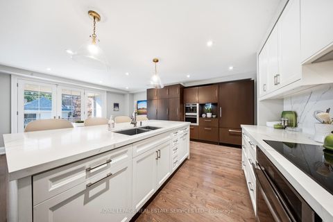 Photo 16 at 82 Dunedin Drive, Kingsway South, Toronto