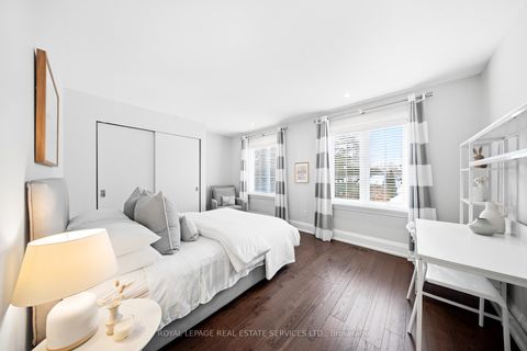 Photo 30 at 82 Dunedin Drive, Kingsway South, Toronto