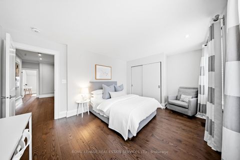 Photo 31 at 82 Dunedin Drive, Kingsway South, Toronto