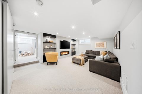 Photo 34 at 82 Dunedin Drive, Kingsway South, Toronto