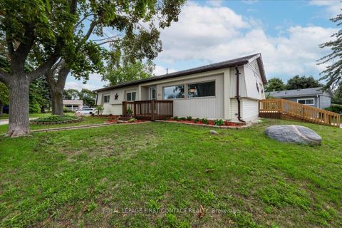 Photo 1 at 25 Hawthorne Drive, Rural Innisfil, Innisfil