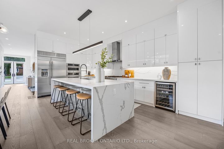 Photo 8 at 9A Maple Avenue N, Port Credit, Mississauga