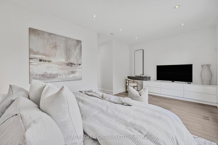 Photo 19 at 9A Maple Avenue N, Port Credit, Mississauga