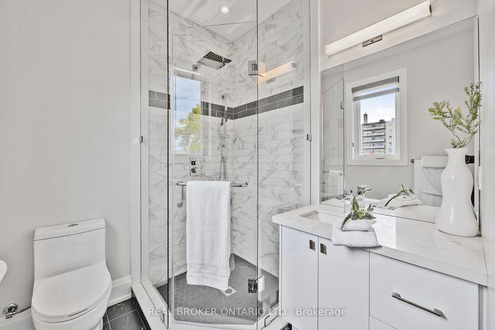 Photo 27 at 9A Maple Avenue N, Port Credit, Mississauga