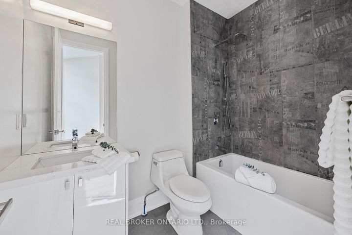 Photo 28 at 9A Maple Avenue N, Port Credit, Mississauga