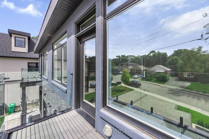 Photo 31 at 9A Maple Avenue N, Port Credit, Mississauga