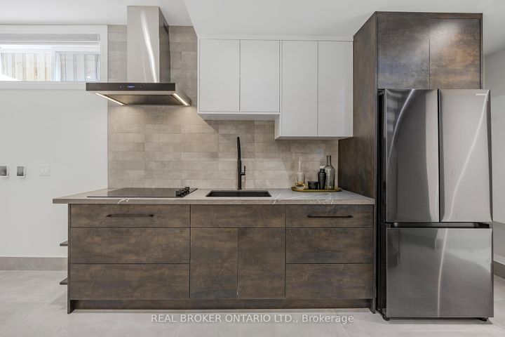 Photo 36 at 9A Maple Avenue N, Port Credit, Mississauga