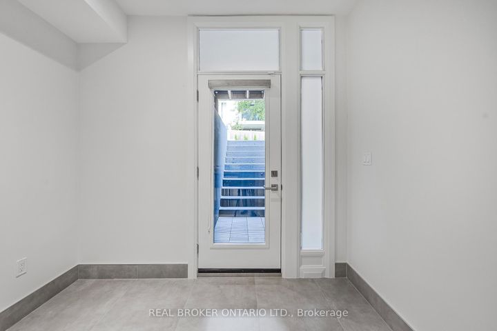 Photo 39 at 9A Maple Avenue N, Port Credit, Mississauga