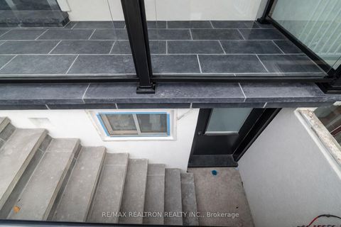 Photo 3 at 283 Euclid Avenue, Bellwoods, Toronto