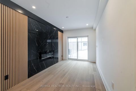 Photo 14 at 283 Euclid Avenue, Bellwoods, Toronto