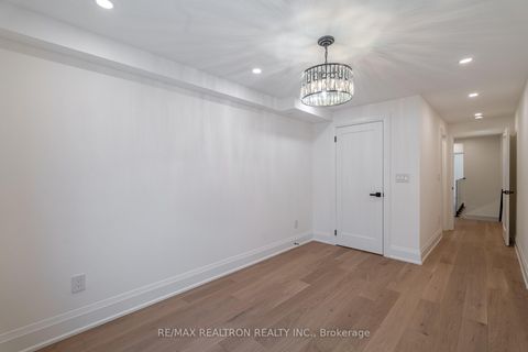 Photo 19 at 283 Euclid Avenue, Bellwoods, Toronto