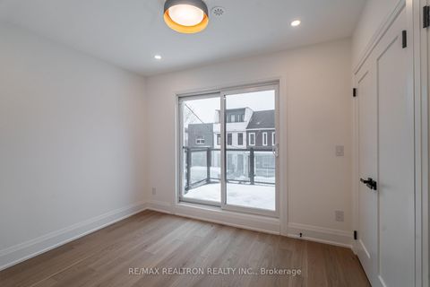 Photo 24 at 283 Euclid Avenue, Bellwoods, Toronto