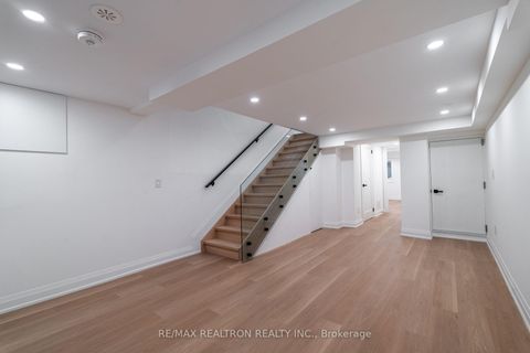 Photo 29 at 283 Euclid Avenue, Bellwoods, Toronto