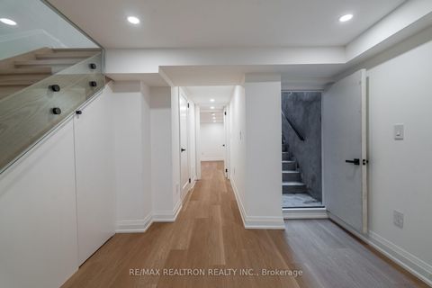 Photo 34 at 283 Euclid Avenue, Bellwoods, Toronto