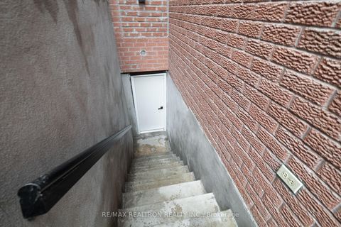 Photo 42 at 283 Euclid Avenue, Bellwoods, Toronto