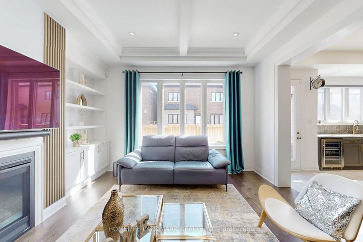 Photo 4 at 2438 Irene Crescent, GA Glen Abbey, Oakville