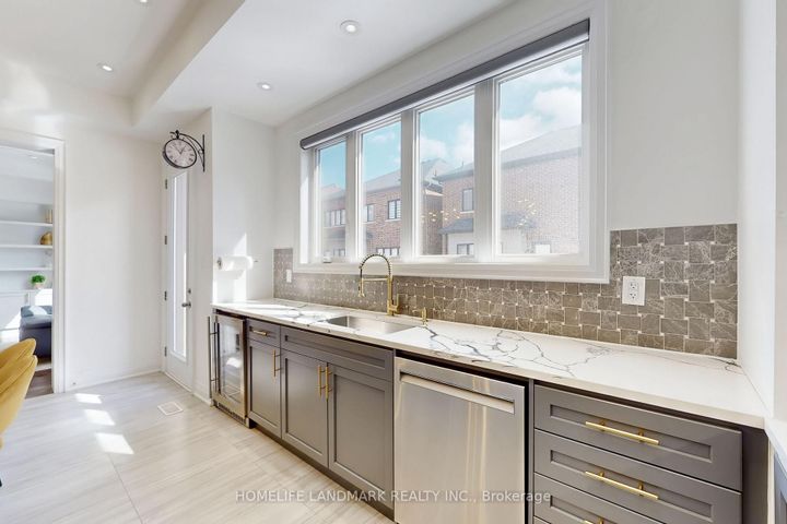 Photo 15 at 2438 Irene Crescent, GA Glen Abbey, Oakville