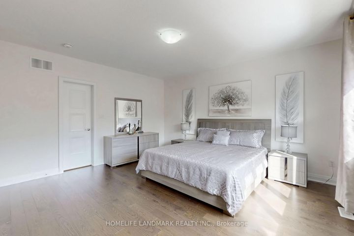 Photo 23 at 2438 Irene Crescent, GA Glen Abbey, Oakville