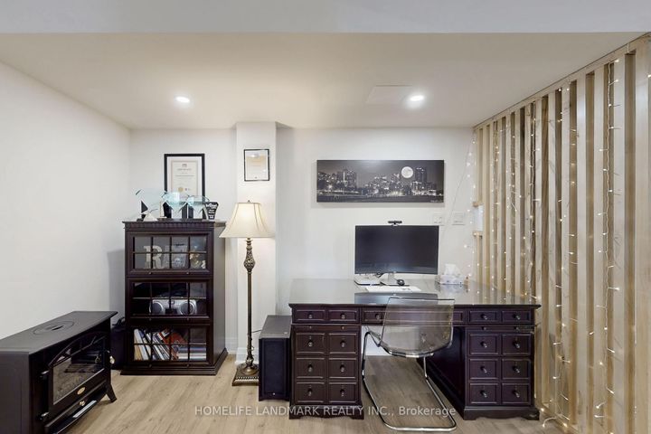 Photo 40 at 2438 Irene Crescent, GA Glen Abbey, Oakville