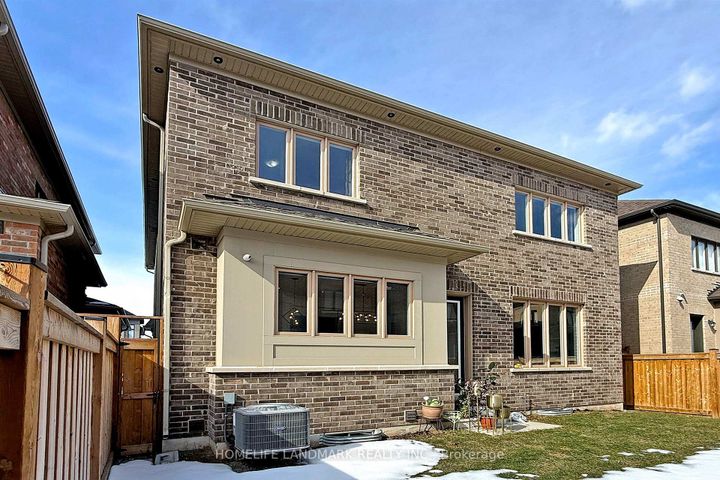 Photo 46 at 2438 Irene Crescent, GA Glen Abbey, Oakville