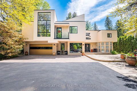 Photo 0 at 1 Friars Lane, Rosethorn, Toronto