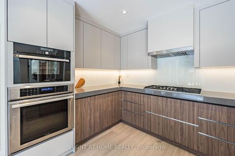 Photo 16 at 1 Friars Lane, Rosethorn, Toronto