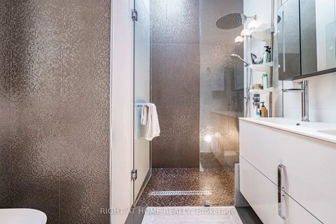 Photo 28 at 1 Friars Lane, Rosethorn, Toronto