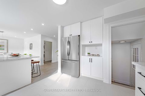 Photo 2 at 117 Orchard View Boulevard, Centennial, Oshawa