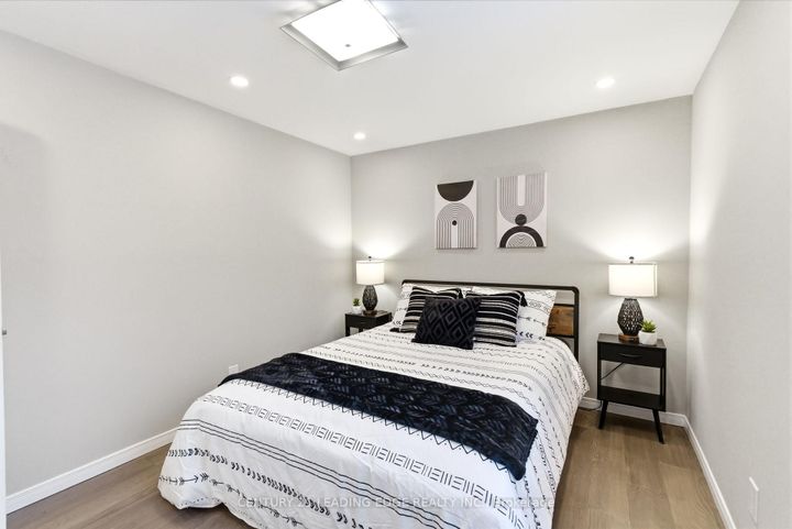 Photo 25 at 486 Crestwood Drive, O'Neill, Oshawa