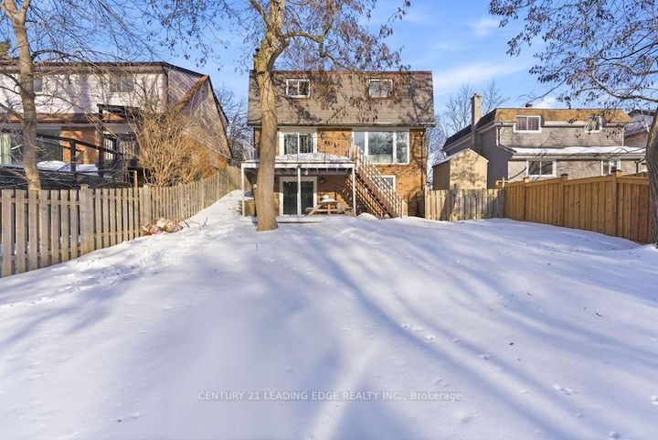 Photo 43 at 486 Crestwood Drive, O'Neill, Oshawa