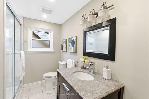 Photo 27 at 486 Crestwood Drive, O'Neill, Oshawa