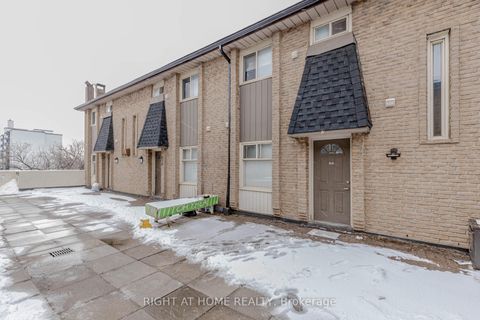 Photo 8 at 3 - 40 Rexdale Boulevard, Kipling, Toronto