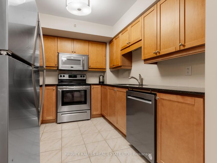 Photo 5 at 402 - 12 Rean Drive, Bayview Village, Toronto