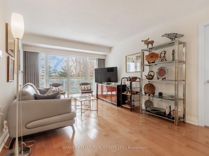 Photo 9 at 402 - 12 Rean Drive, Bayview Village, Toronto