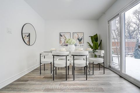 Photo 11 at 224 Hollyberry Trail, Hillcrest Village, Toronto