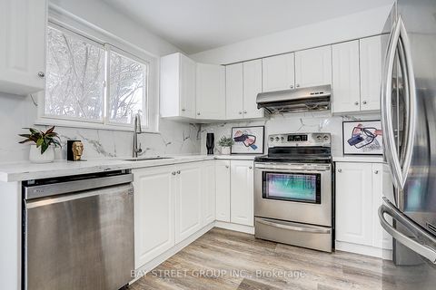 Photo 15 at 224 Hollyberry Trail, Hillcrest Village, Toronto
