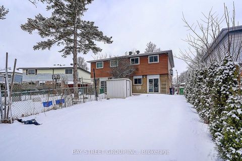 Photo 37 at 224 Hollyberry Trail, Hillcrest Village, Toronto