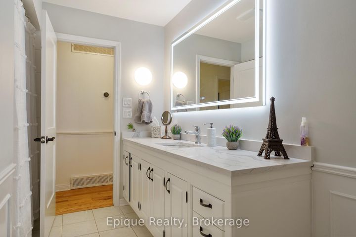 Photo 23 at 235 Concession 11 Road E, Freelton, Hamilton