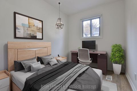 Photo 10 at 22 Holmesdale Road, Fairbank, Toronto
