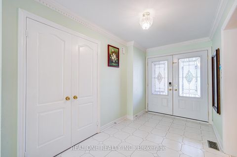 Photo 1 at 203 Valleymede Drive, Doncrest, Richmond Hill