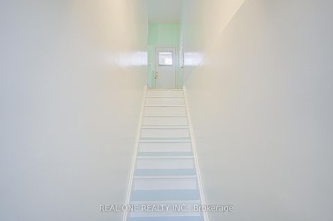 Photo 34 at 203 Valleymede Drive, Doncrest, Richmond Hill