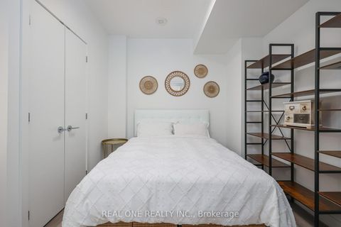 Photo 18 at 3401 - 357 King Street W, Waterfront Communities C1, Toronto