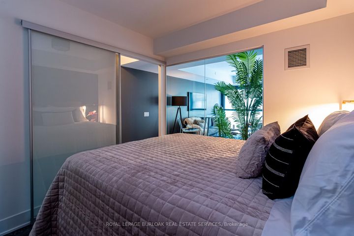 Photo 14 at 313 - 403 Church Street, Yonge Corridor, Toronto