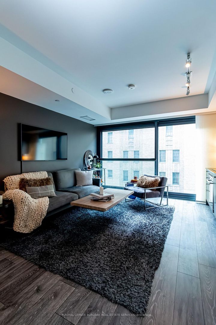 Photo 18 at 313 - 403 Church Street, Yonge Corridor, Toronto