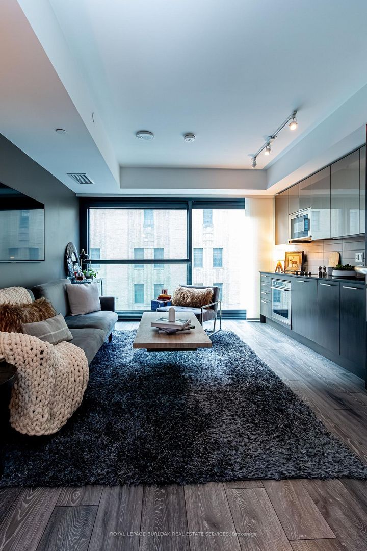 Photo 20 at 313 - 403 Church Street, Yonge Corridor, Toronto