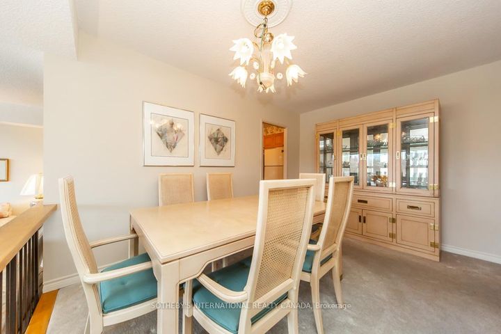 Photo 9 at 302 - 260 Scarlett Road, Smythe, Toronto